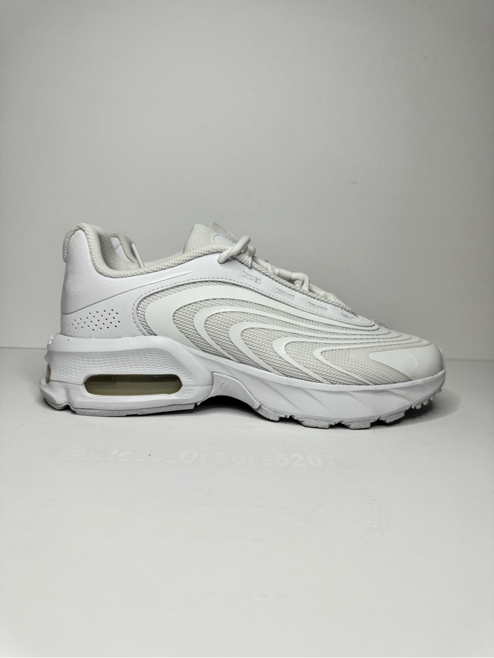 Nike Air Max Fire Size 8.5 Women